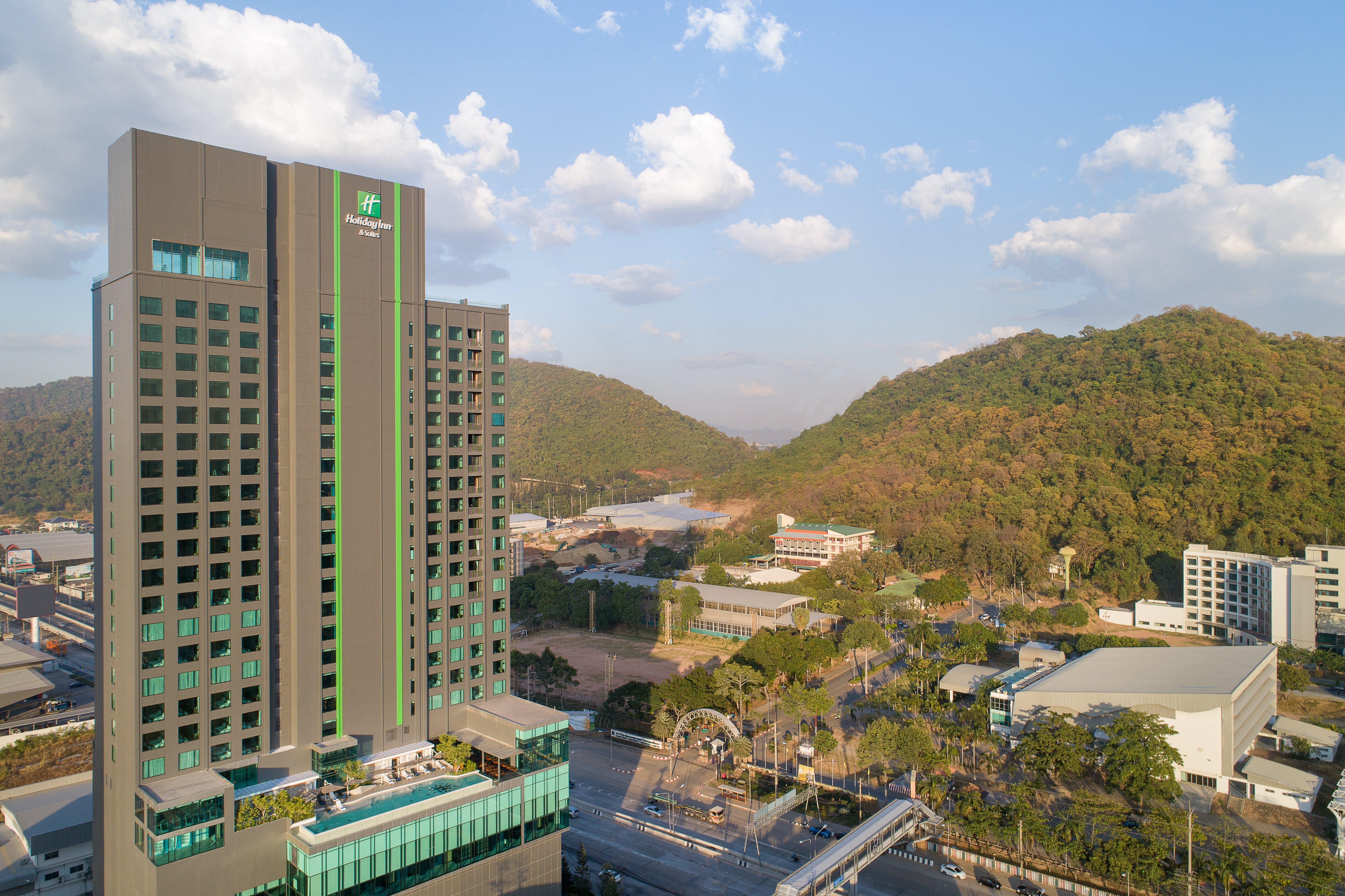 Holiday Inn & Suites Siracha Laemchabang By Ihg Si Racha Εξωτερικό φωτογραφία